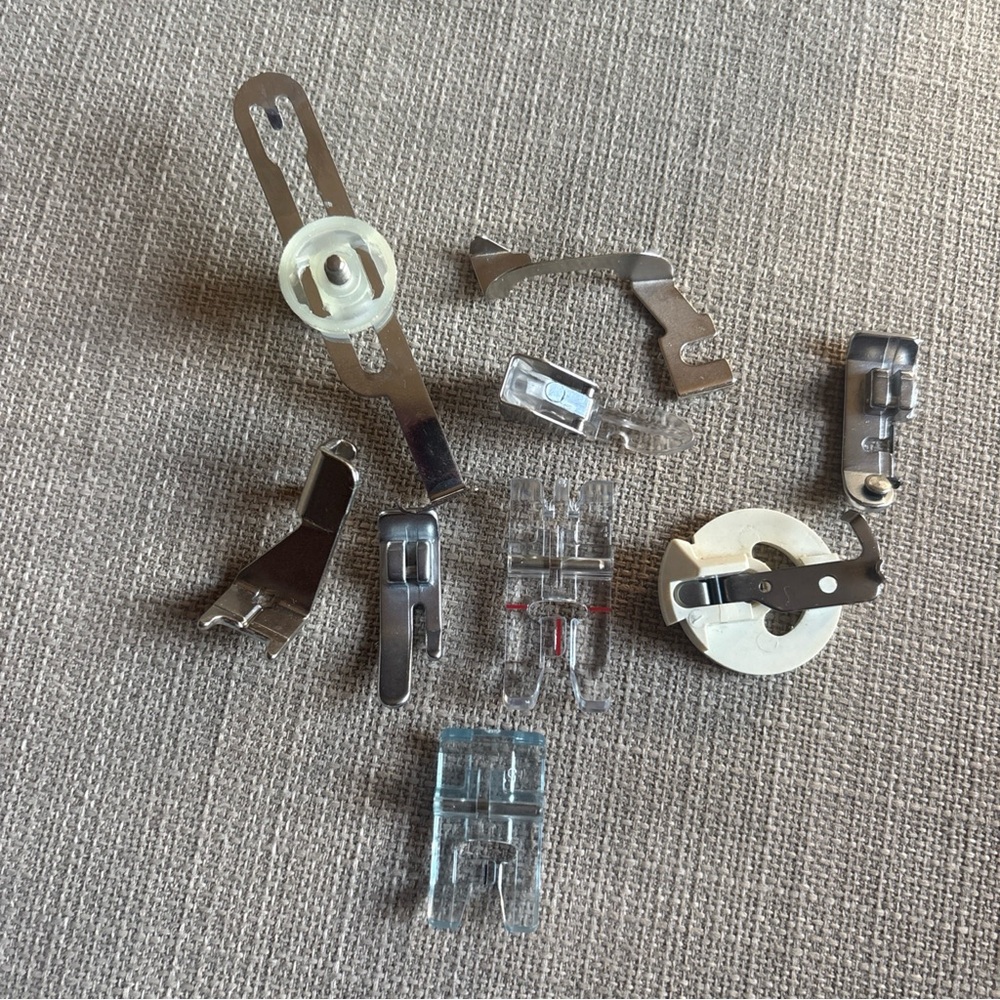 Sewing Machine Accessory Kit - Picture 6 of 7